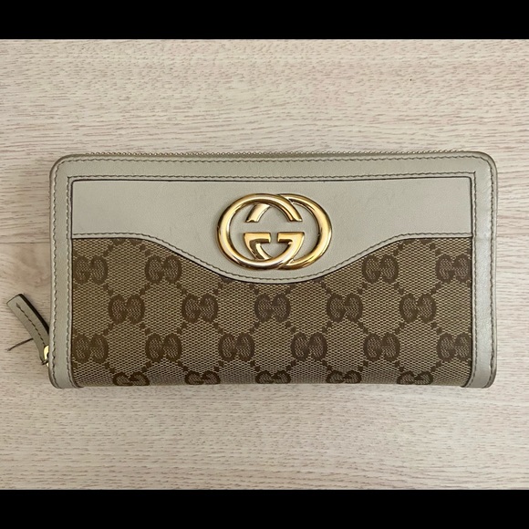 Gucci Handbags - Gucci Beige/Gold GG Canvas and Leather Sukey Continental Wallet